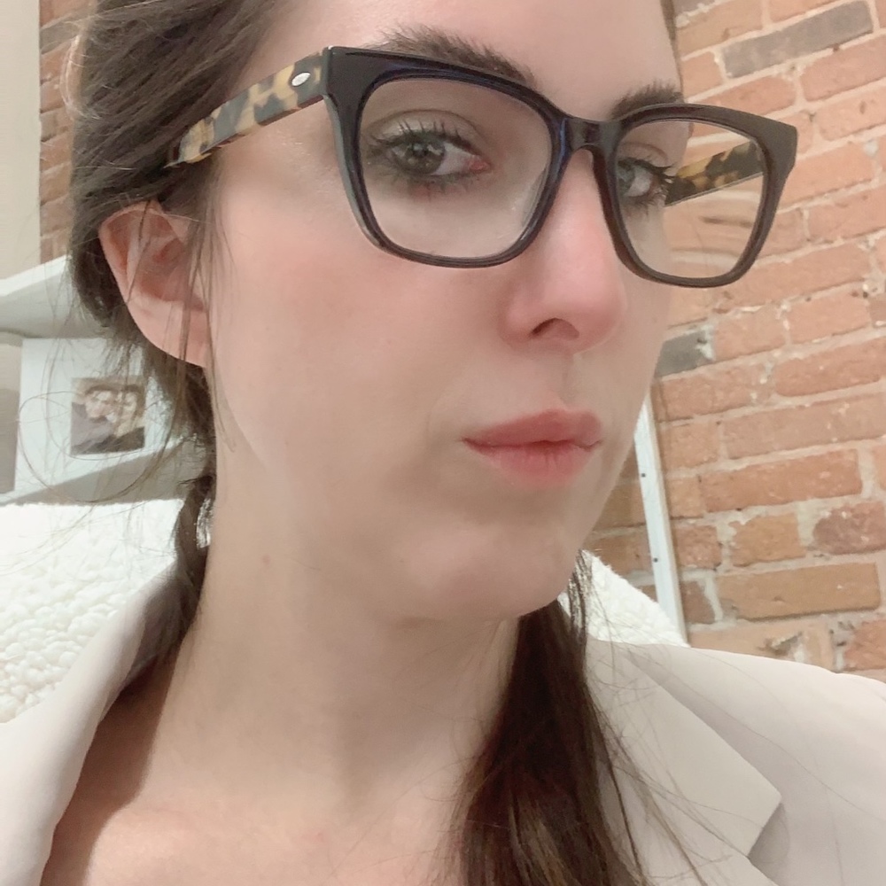 Meet your Posher, Deborah